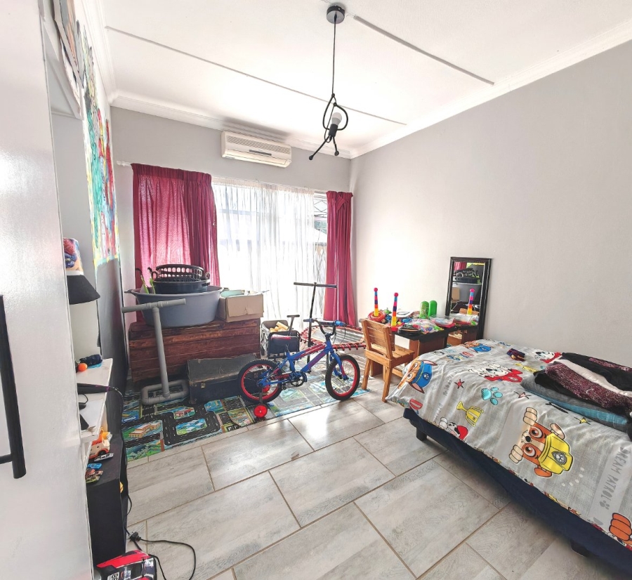 4 Bedroom Property for Sale in Uitsig Free State